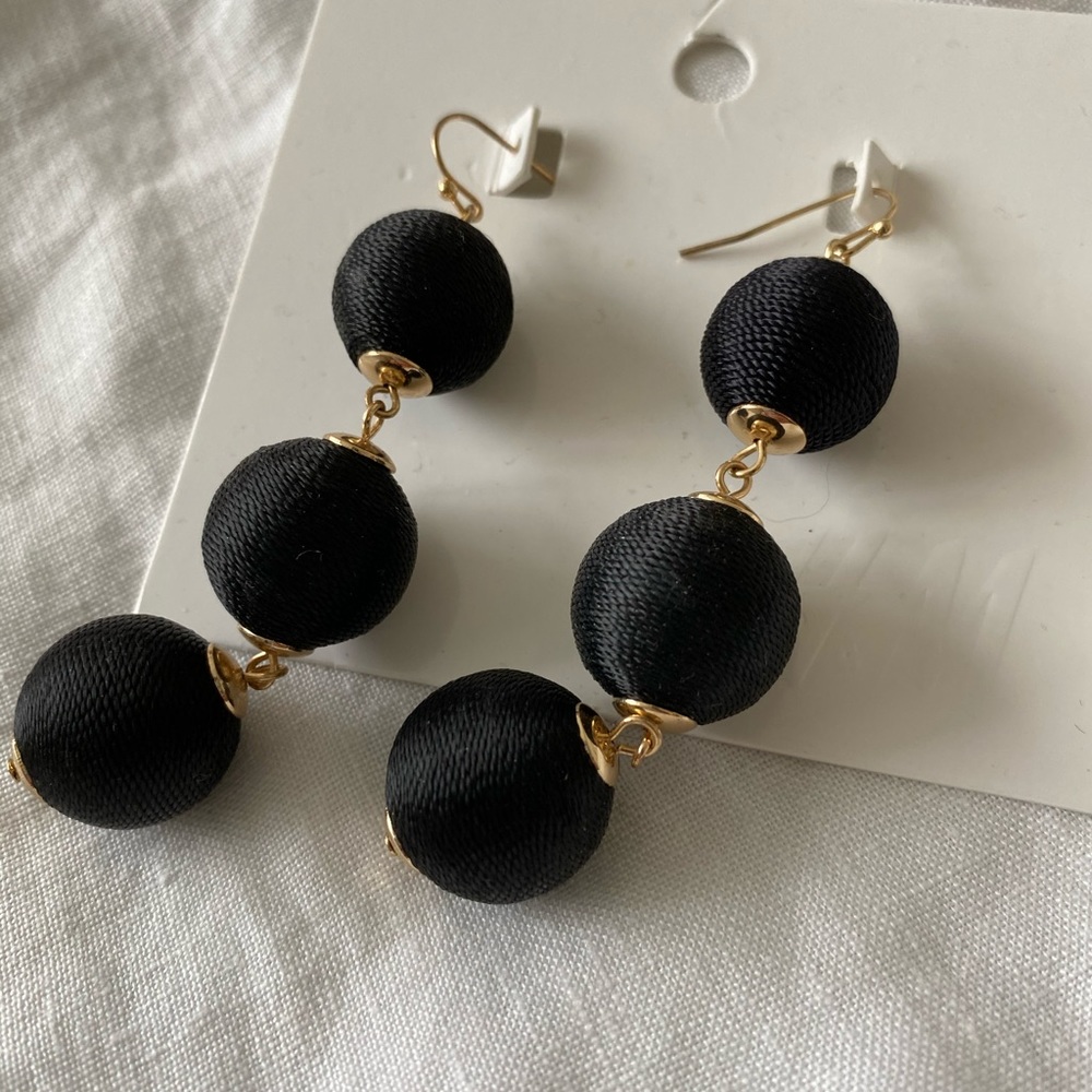 Black Dangle Earrings